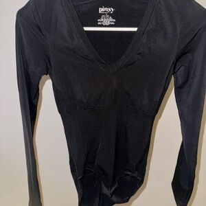 Body contouring Black Women's Top like new